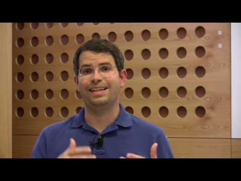 Matt Cutts: Are links in footers treated differently than paragraph links?